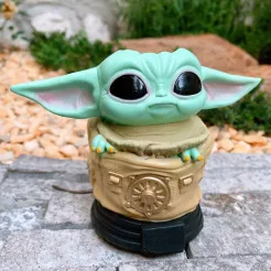 Baby yoda costal - maceta Funko Pop