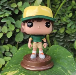 Dustin ( Stranger Things ) - maceta Funko Pop