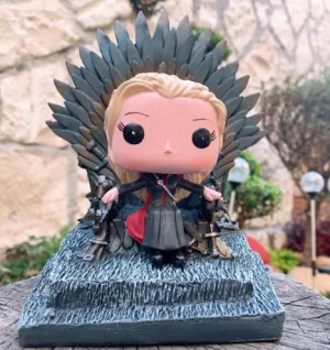 Daenerys con trono (5 espacios)